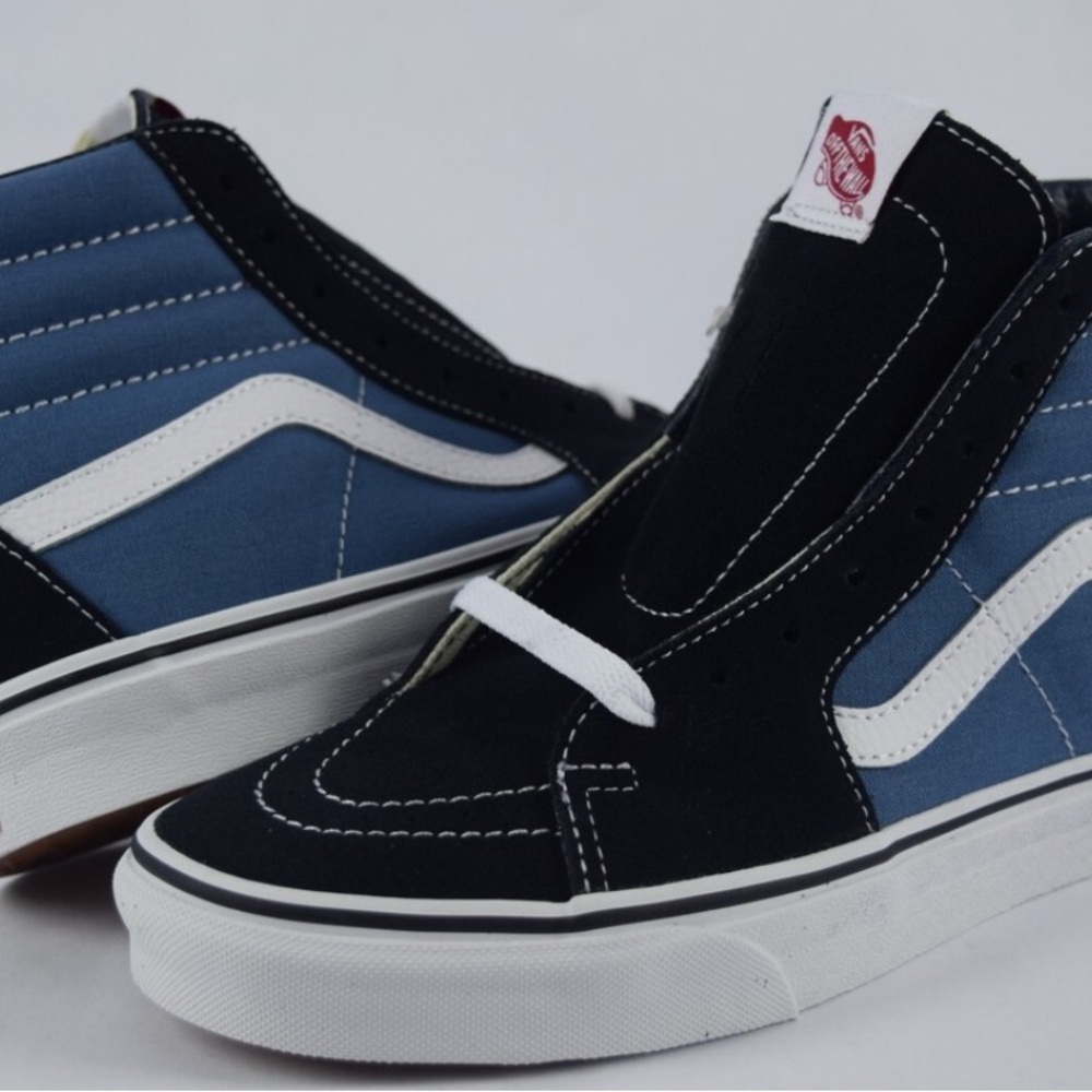 VANS Sk8-Hi Blue And White Men's Size 5/ Women's Size 6.5